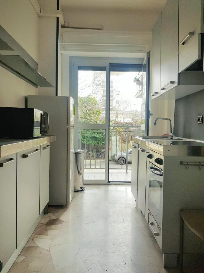 Appartamento Zuretti 42 Milan Exterior photo